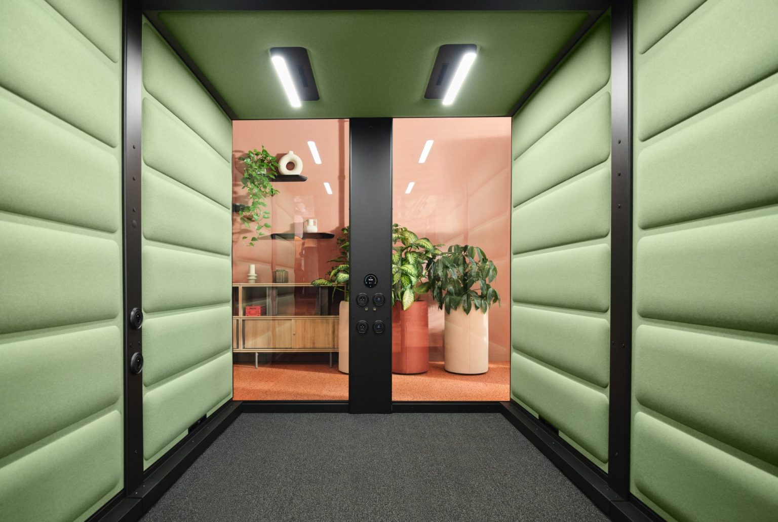 Hushfree L Access acoustic pod