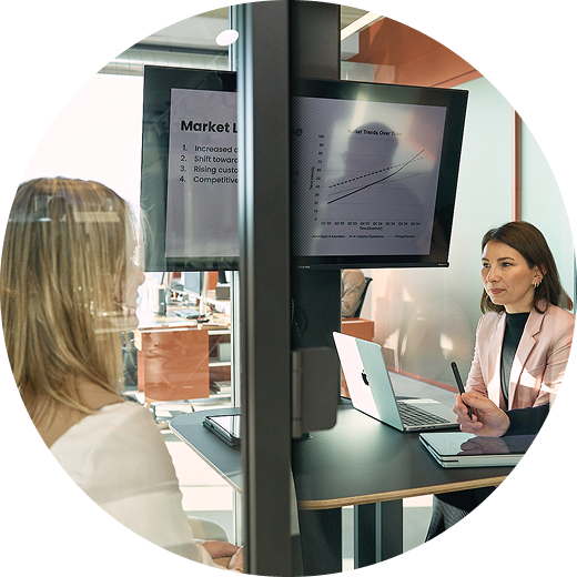 Hushoffice team at work